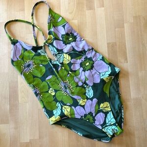 Aerie One piece swimsuit, Size M